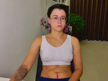 Sashanotfound  live sex cam