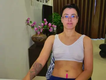 Sashanotfound  live sex cam