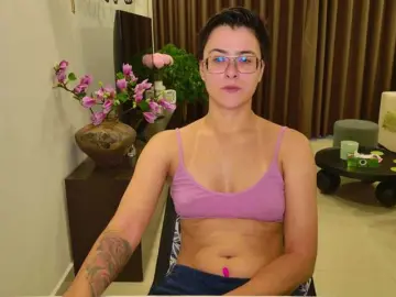 Sashanotfound  live sex cam