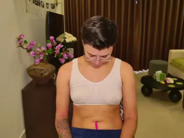 Sashanotfound  live sex cam