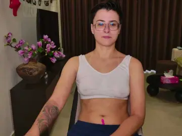 Sashanotfound  live sex cam