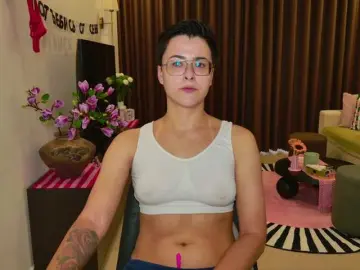 Sashanotfound  live sex cam