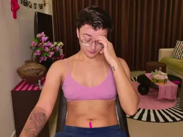 Sashanotfound  live sex cam