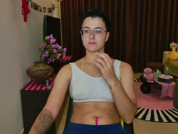 Sashanotfound  live sex cam