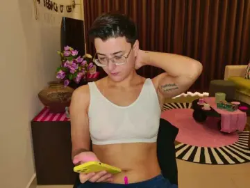 Sashanotfound  live sex cam