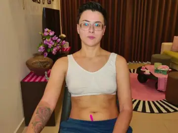 Sashanotfound  live sex cam