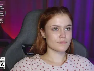 AliceWyliee  live sex cam