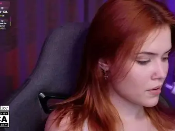 AliceWyliee  live sex cam