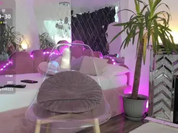 Adonawet  live sex cam