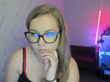 HollyBB  live sex cam