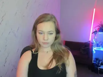 HollyBB  live sex cam