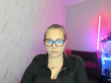 HollyBB  live sex cam