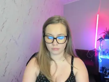 HollyBB  live sex cam