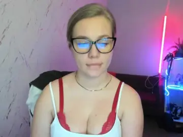 HollyBB  live sex cam