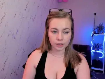 HollyBB  live sex cam