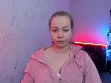 HollyBB  live sex cam