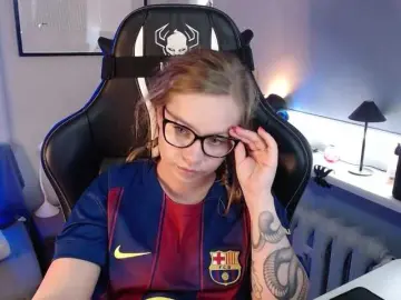 HollyBB  live sex cam