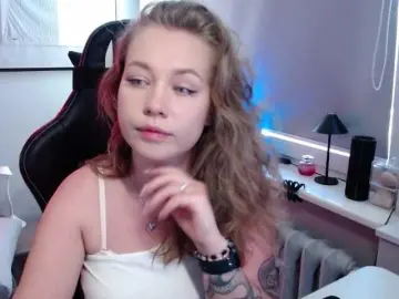 HollyBB  live sex cam