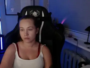 HollyBB  live sex cam