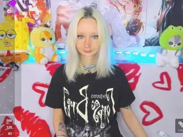 KatiaNabiee  live sex cam