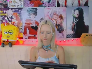 KatiaNabiee  live sex cam