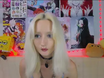 KatiaNabiee  live sex cam