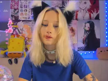 KatiaNabiee  live sex cam