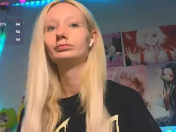 KatiaNabiee  live sex cam