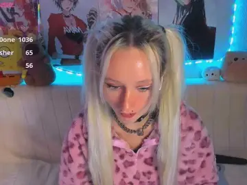 KatiaNabiee  live sex cam