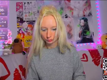 KatiaNabiee  live sex cam