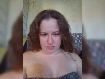 Solnyshko3331  live sex cam