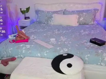 Violet888  live sex cam