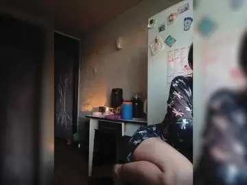 Ylia1303  live sex cam