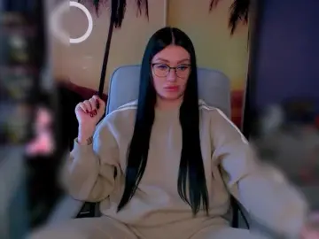 Goldenwitchx  live sex cam