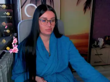 Goldenwitchx  live sex cam