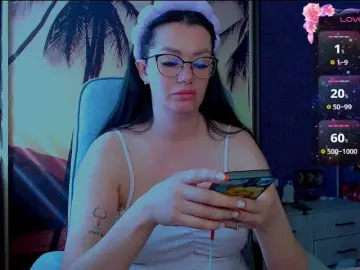 Goldenwitchx  live sex cam
