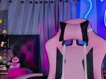 Levi-cloud  live sex cam