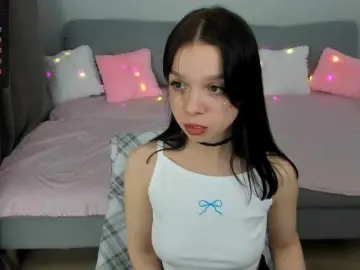 Tyan-babe  live sex cam