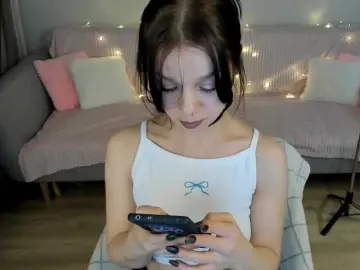 Tyan-babe  live sex cam