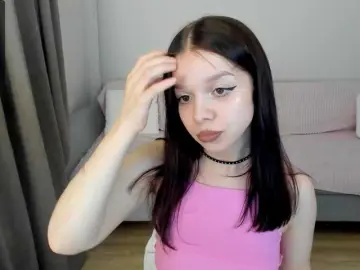 Tyan-babe  live sex cam