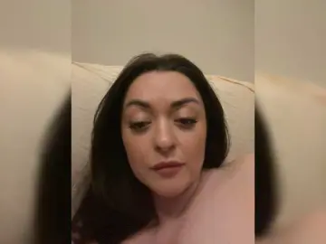Brigittaa  live sex cam