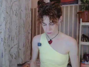 LiluBarbarian  live sex cam