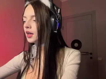 GennyValerio  live sex cam