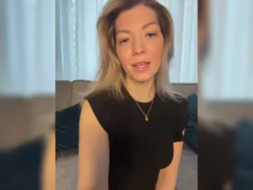 JuliaCute  live sex cam