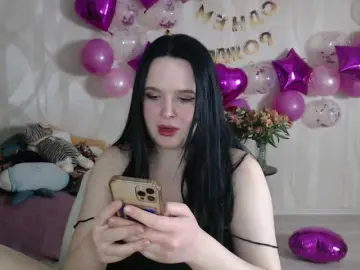 Lizzi-Peach  live sex cam