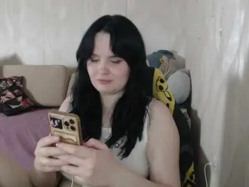 Lizzi-Peach  live sex cam