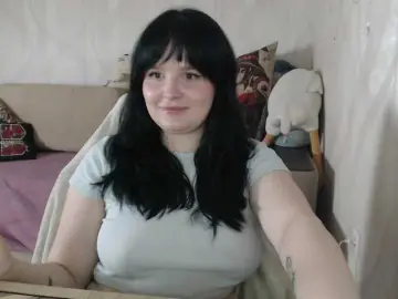 Lizzi-Peach  live sex cam