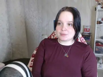 Lizzi-Peach  live sex cam