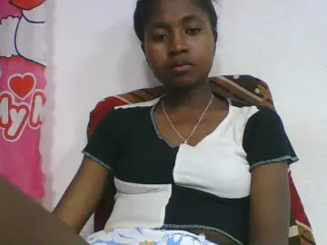 Marinah1a  live sex cam