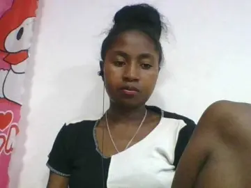 Marinah1a  live sex cam